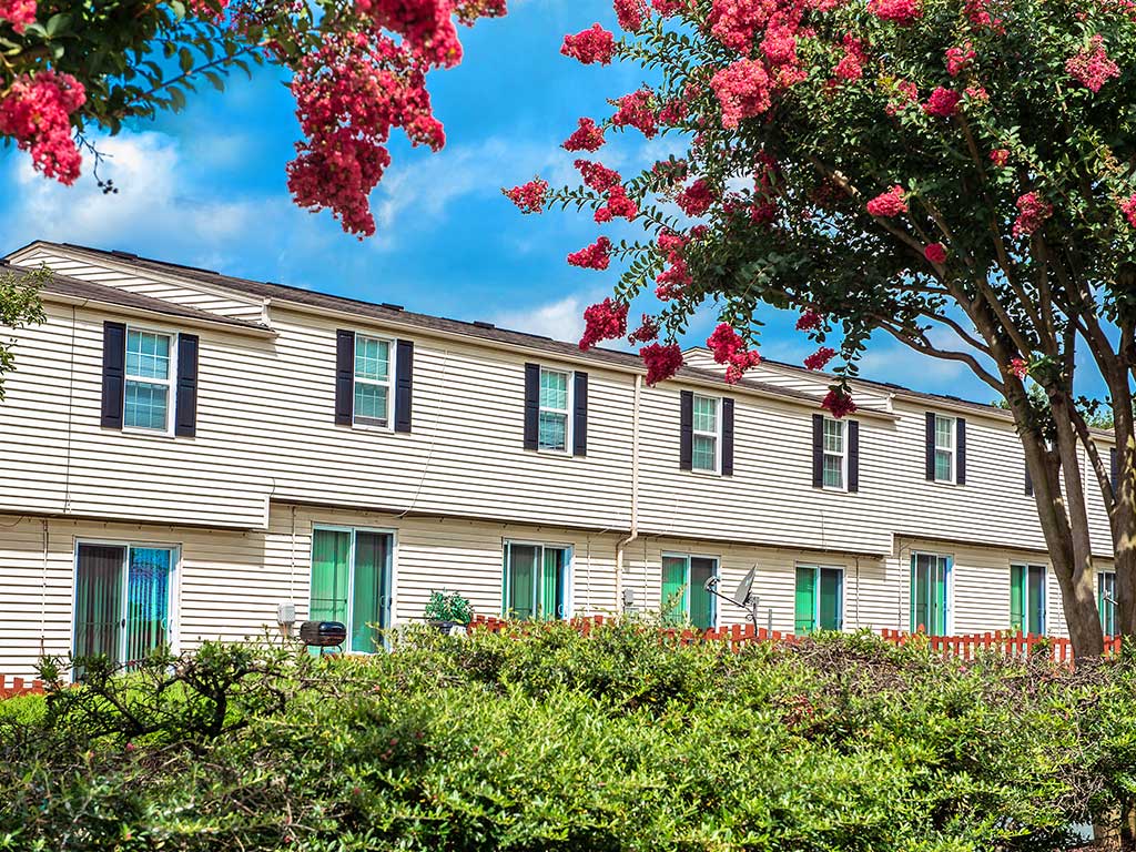 Hopkins Point apartment homes exterior